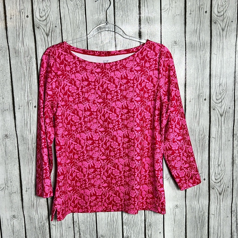Vineyard Vines printed 3/4 sleeve top size Medium
